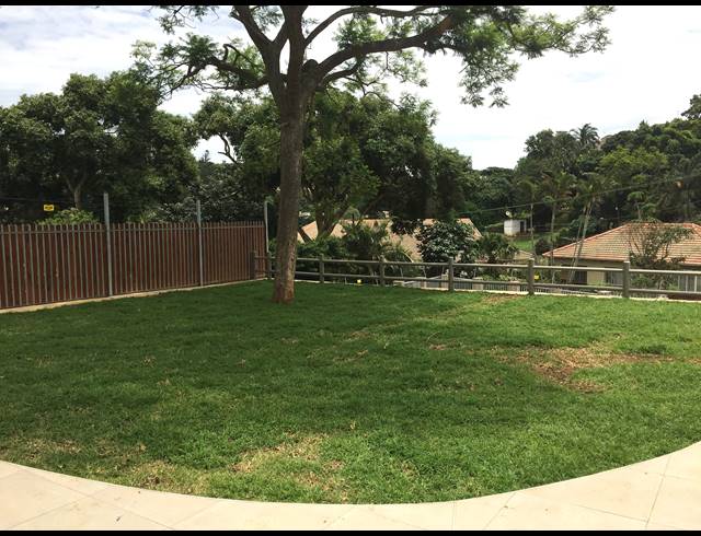 3 bed property to rent in PARK HILL